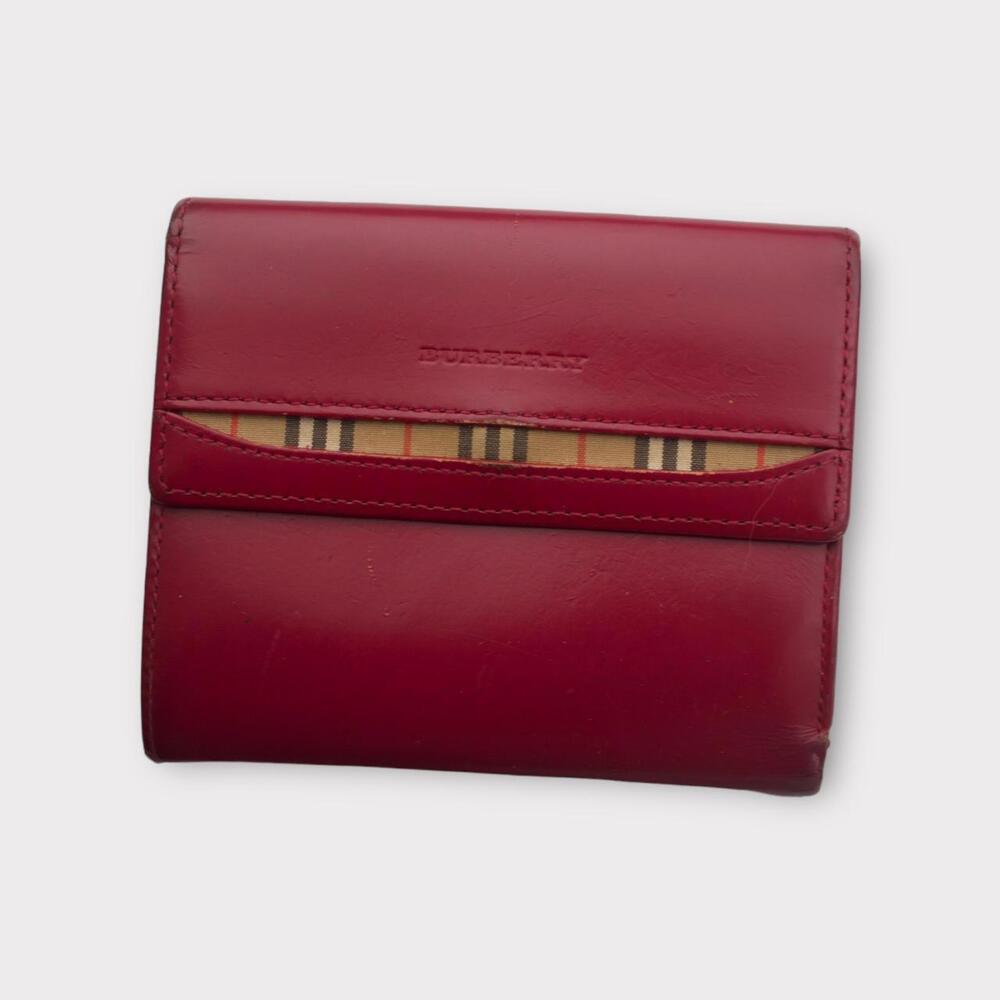 Burberry 2000s Red Wallet